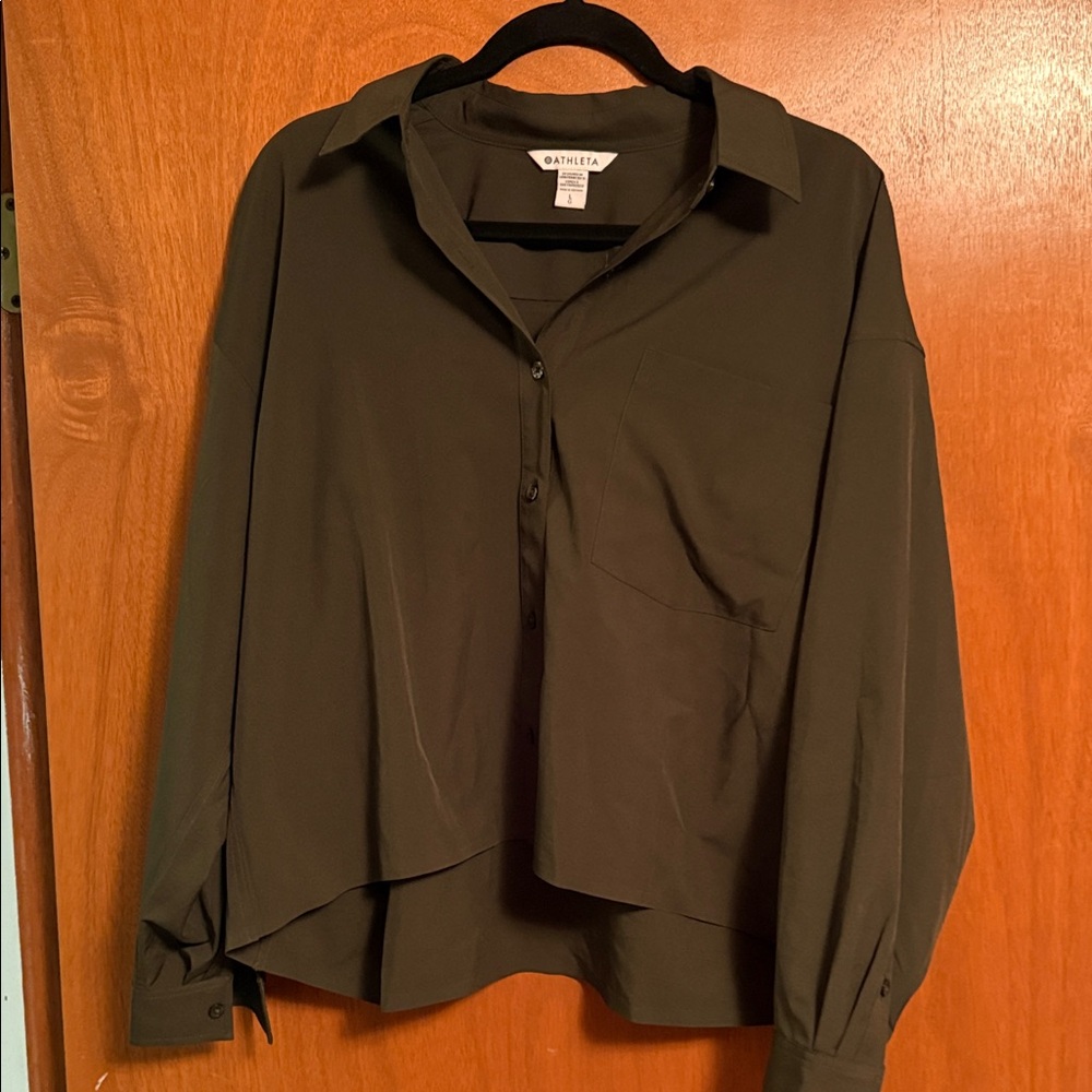 Athleta Olive Button-Up Crop Top